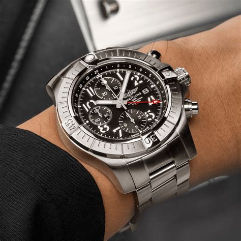 breitling avenger chronograph gmt|breitling avenger gmt review.